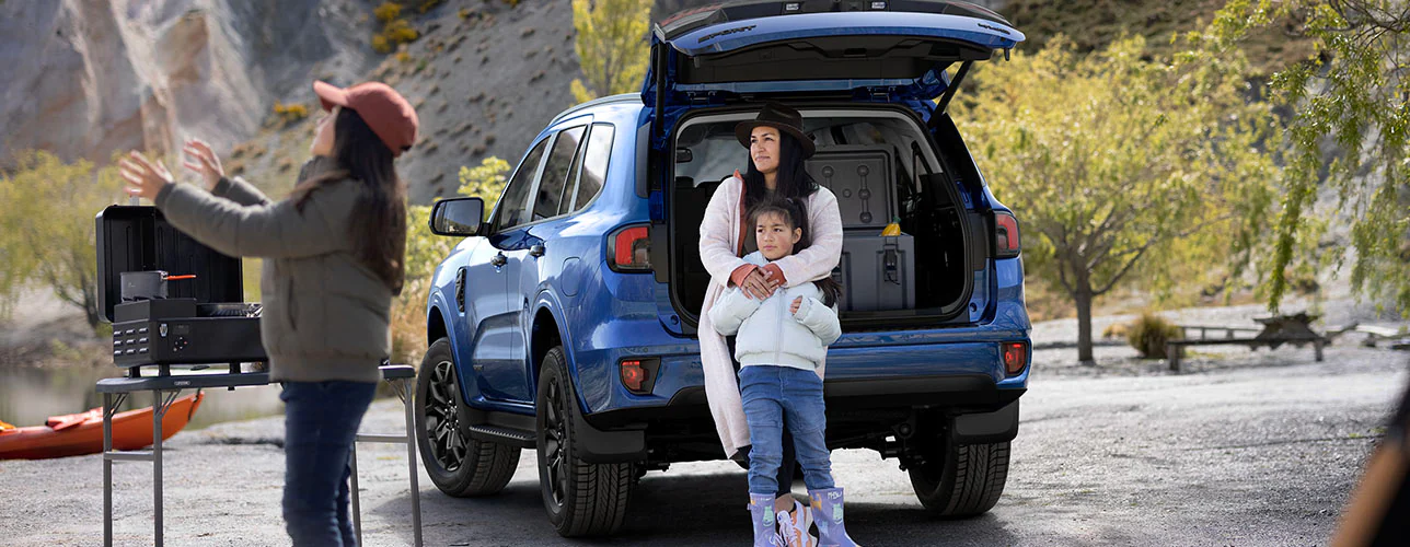 Ford Everest SUV Thế Hệ Mới với Tính Năng An Toàn Cao